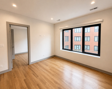1333 W Estes Avenue - Photo Thumbnail 6