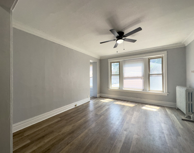 1222 W Rosemont Avenue - Photo Thumbnail 5