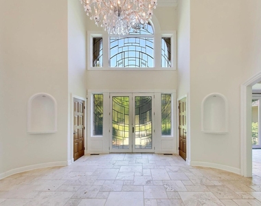 148 N Ahwahnee Road - Photo Thumbnail 2