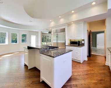 148 N Ahwahnee Road - Photo Thumbnail 9