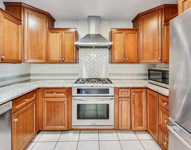 125 N Prospect Avenue - Photo Thumbnail 18
