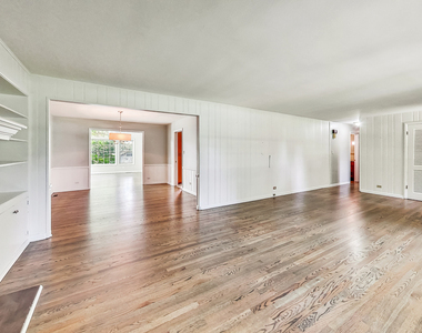 125 N Prospect Avenue - Photo Thumbnail 3
