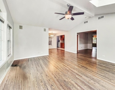 125 N Prospect Avenue - Photo Thumbnail 24
