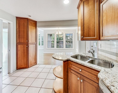 125 N Prospect Avenue - Photo Thumbnail 19