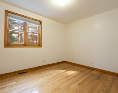 4101 N Dickinson Avenue - Photo Thumbnail 7