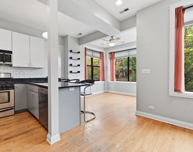 2610 W Iowa Street - Photo Thumbnail 1