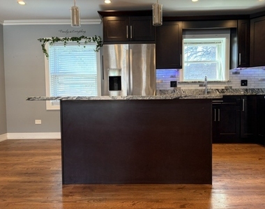 5129 W 64th Place - Photo Thumbnail 4