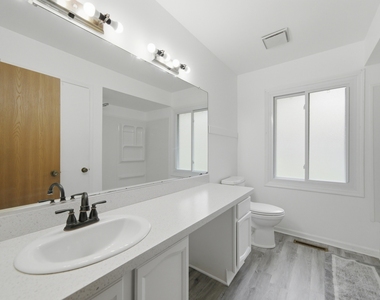 152 Dunbar Lane - Photo Thumbnail 7