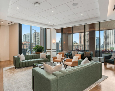 350 N Canal Street - Photo Thumbnail 14