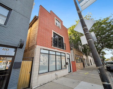 4351 N Western Avenue - Photo Thumbnail 1