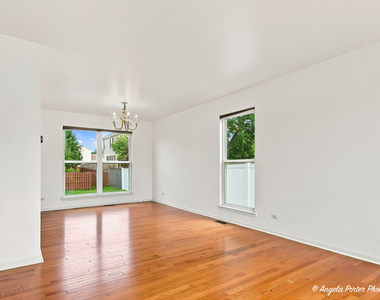10570 Wing Pointe Drive - Photo Thumbnail 5