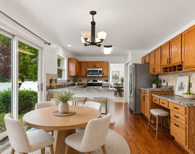 10570 Wing Pointe Drive - Photo Thumbnail 35