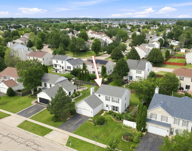 10570 Wing Pointe Drive - Photo Thumbnail 32