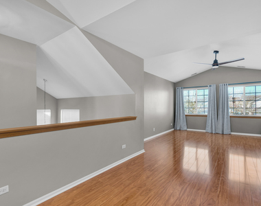 239 Camel Bend Court - Photo Thumbnail 5