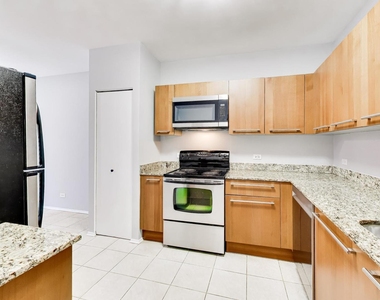 740 S Federal Street - Photo Thumbnail 13