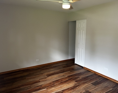1707 Cherrywood Lane - Photo Thumbnail 9