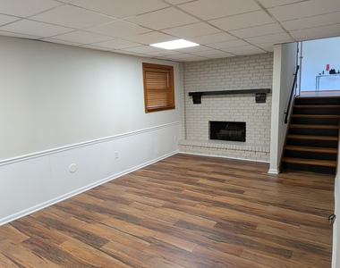 1707 Cherrywood Lane - Photo Thumbnail 3