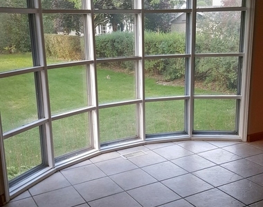 3402 Winnetka Road - Photo Thumbnail 7