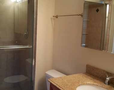 3402 Winnetka Road - Photo Thumbnail 11