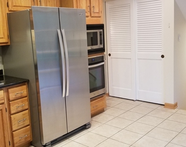 3402 Winnetka Road - Photo Thumbnail 6