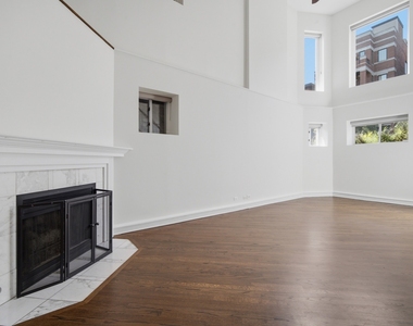 626 W Buckingham Place - Photo Thumbnail 11