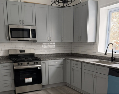 2101 Gunderson Avenue - Photo Thumbnail 1