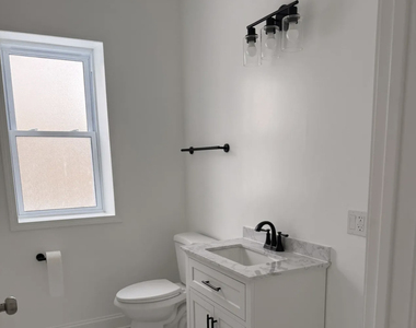 2101 Gunderson Avenue - Photo Thumbnail 2