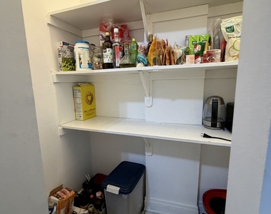 906 W Sunnyside Avenue - Photo Thumbnail 9