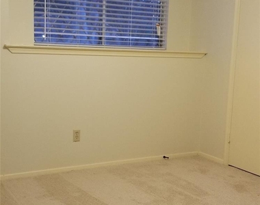 8807 Leader Street - Photo Thumbnail 11