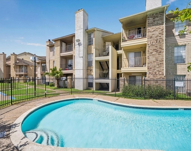 10101 S Gessner Road - Photo Thumbnail 9