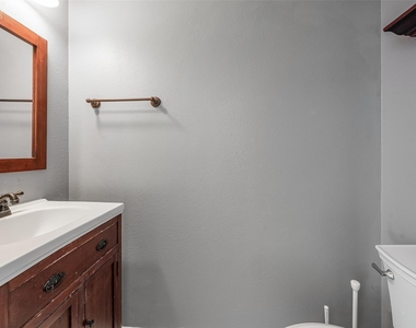 3306 Autumn Forest Drive - Photo Thumbnail 15