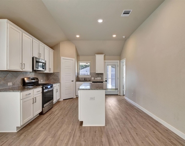 6419 Purple Wreath Way - Photo Thumbnail 11