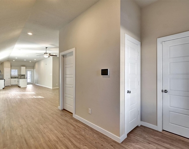 6419 Purple Wreath Way - Photo Thumbnail 3