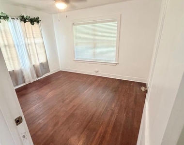 428 10th Avenue North - Photo Thumbnail 3