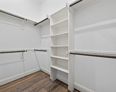 51 Banbury Court - Photo Thumbnail 28