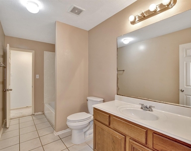 5918 Durango Mist Lane - Photo Thumbnail 21