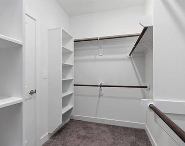 906 Golden Willow - Photo Thumbnail 21