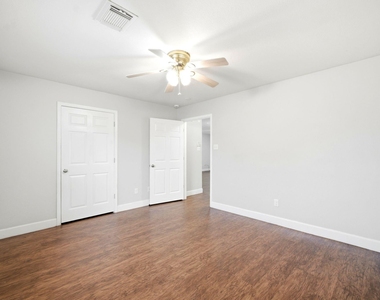 11723 Greenmesa Drive - Photo Thumbnail 21