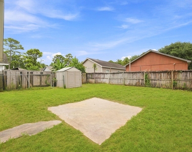 11723 Greenmesa Drive - Photo Thumbnail 27