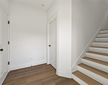 6538 Goldspier Dr - Photo Thumbnail 3