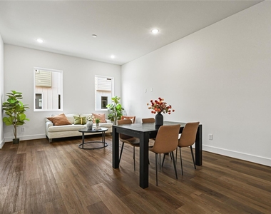 6538 Goldspier Dr - Photo Thumbnail 6