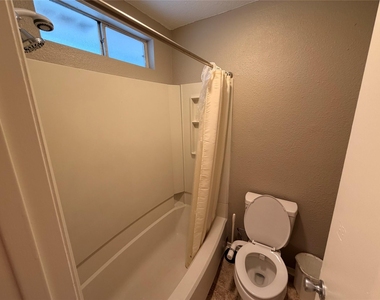 3227 Glade Springs Drive - Photo Thumbnail 30