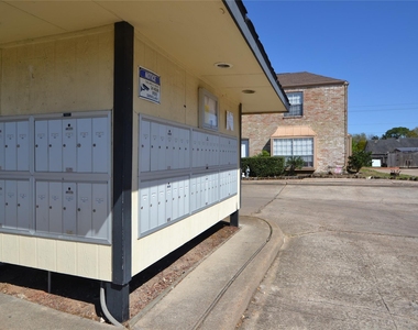 9200 W Bellfort Avenue - Photo Thumbnail 3