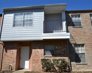 9200 W Bellfort Avenue - Photo Thumbnail 5