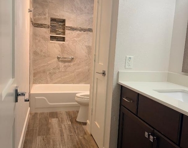 2411 Woodwind Rd - Photo Thumbnail 6