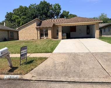 2411 Woodwind Rd - Photo Thumbnail 1