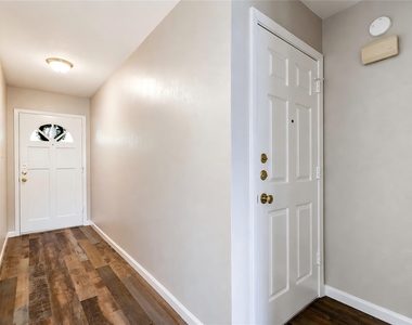 12710 Fenimore Court - Photo Thumbnail 1