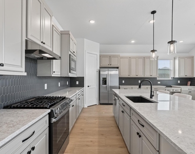 9745 Roaring River Falls - Photo Thumbnail 9