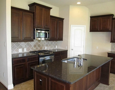 14104 Green Thicket Drive - Photo Thumbnail 16
