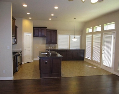 14104 Green Thicket Drive - Photo Thumbnail 15